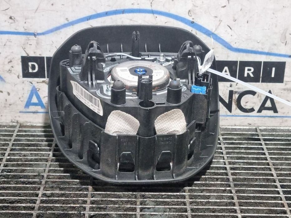 Airbag volan Peugeot 2008 Facelift 2016 - 2019 (1299)