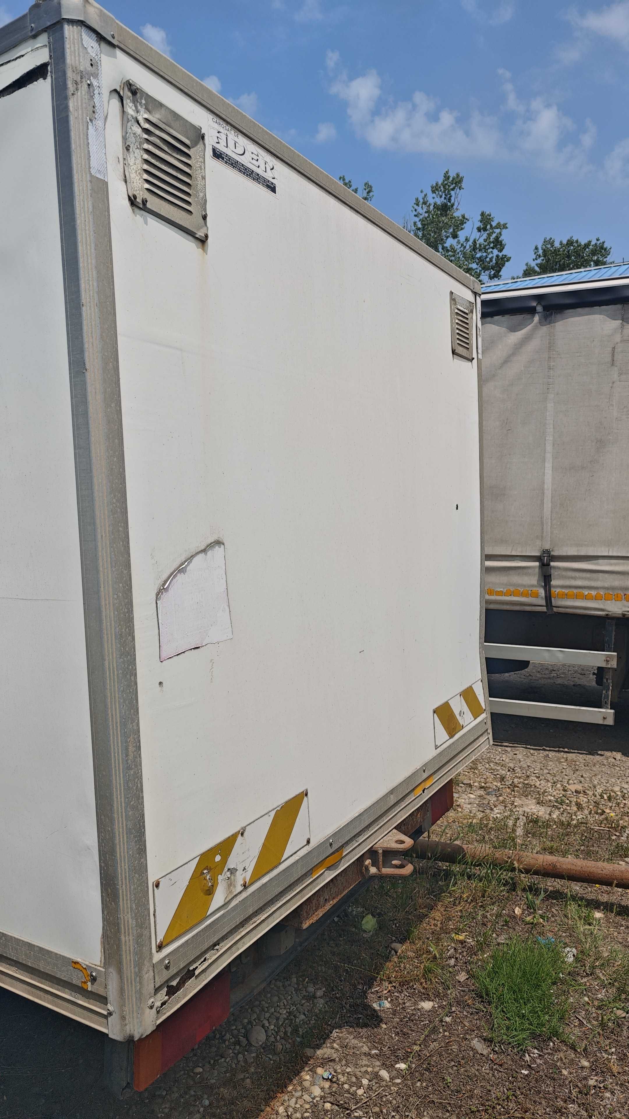 Cub Iveco Daily . Se dezmembrează toate masina