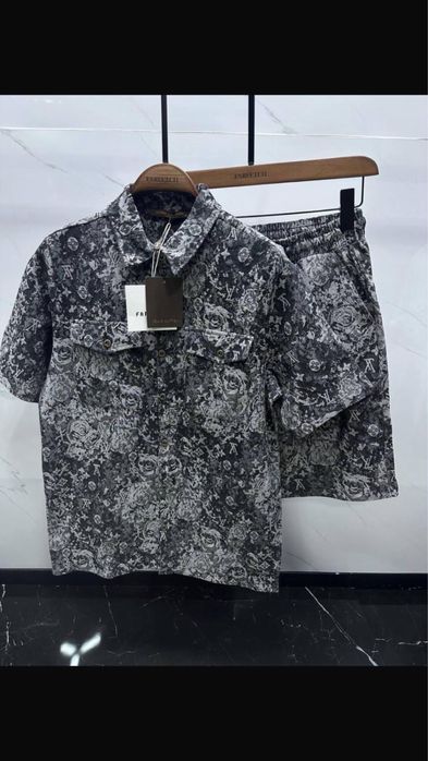 Compleu louis vuitton