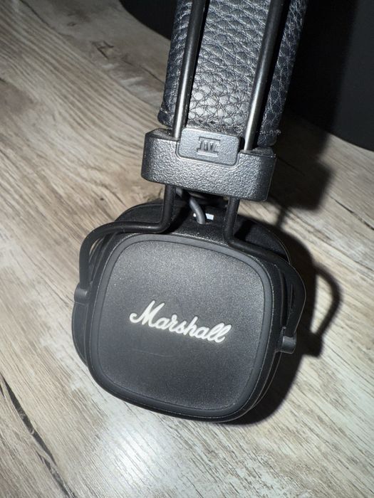 Наушники Marshall Major IV