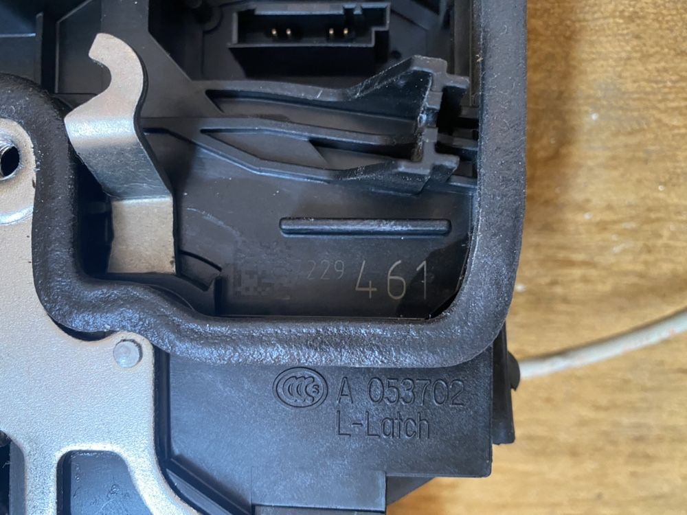 Broasca / Incuietoare usa BMW Seria 1 2 3 4 5 F10 F11 F20 F30 F31 F36