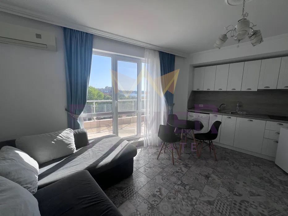 Продава се Ателие в с. Равда, Област Бургас - 62 кв.м за 1694 €/кв.м - Снимка #2