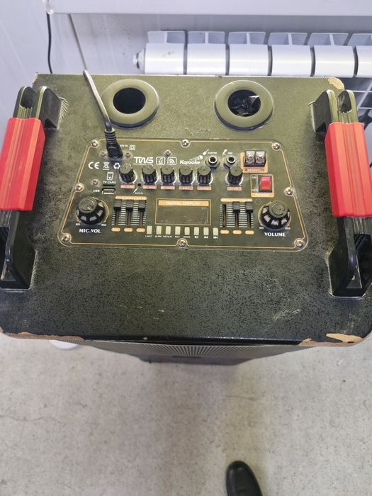 Музыкальная колонка