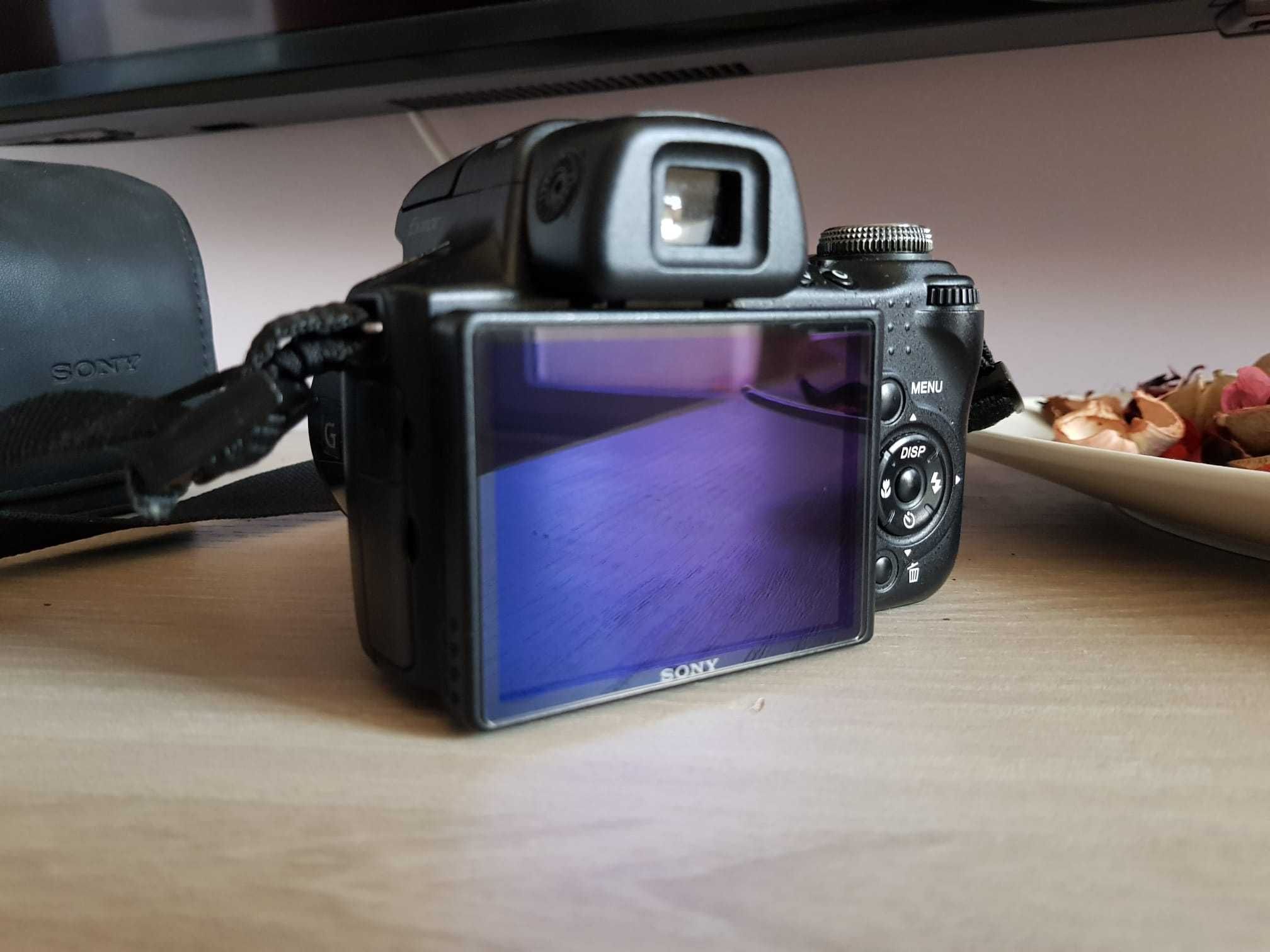 Camera foto Sony Cybershot DSC-HX1, Zoom Optic 20x + card memorie 8GB