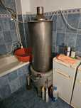 Vând cazan de baie de inox cu focar de 120 de litrj