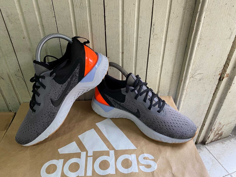 ''Nike Odyssey React''оригинални маратонки 37.5 номер