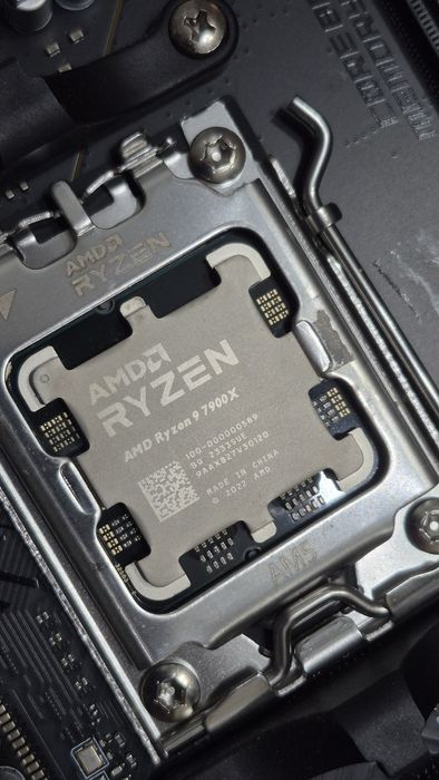 Процессор Ryzen 9 7900x