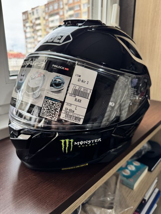 Shoei GT Air 3 чисто нова неизползвана каска за мотор