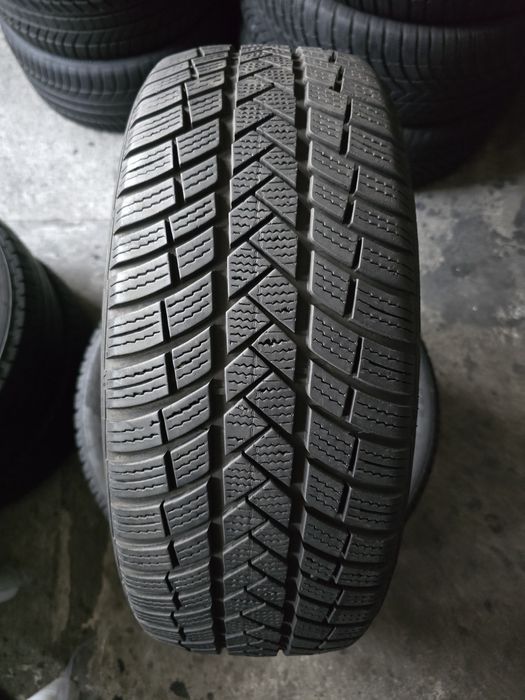 Vredstein 205/50 R17 93H MS iarnă