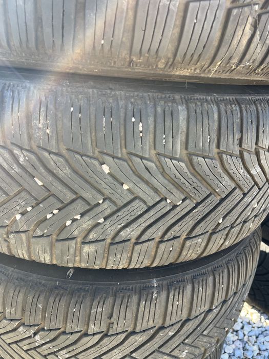 Гуми зимни  с джанти Michelin Alpin