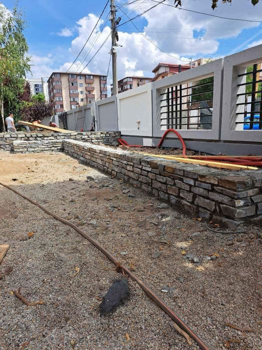 Piatra naturala de munte oriunde in tara + montat profesional