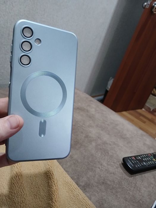 Продам чехол на самсунг