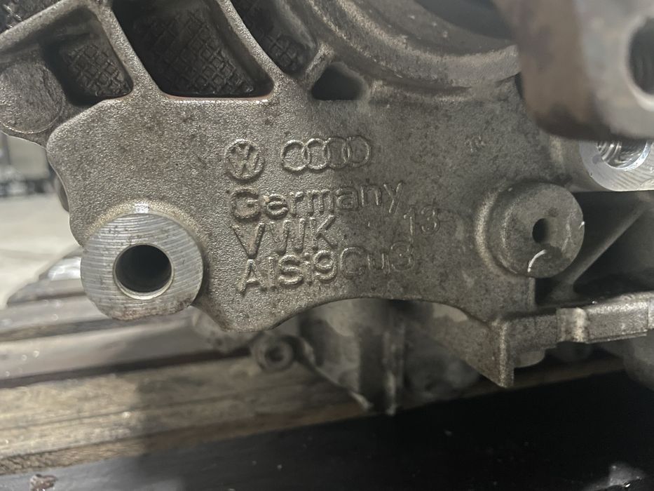 Suport motor VW golf 7 passat b8 octavia 3 superb 3