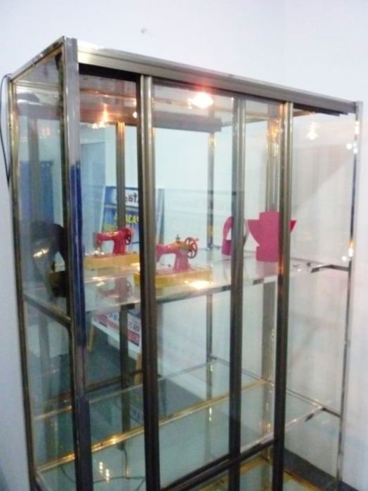 Стеклянный шкаф, shkaf sotiladi, mebel, oynali