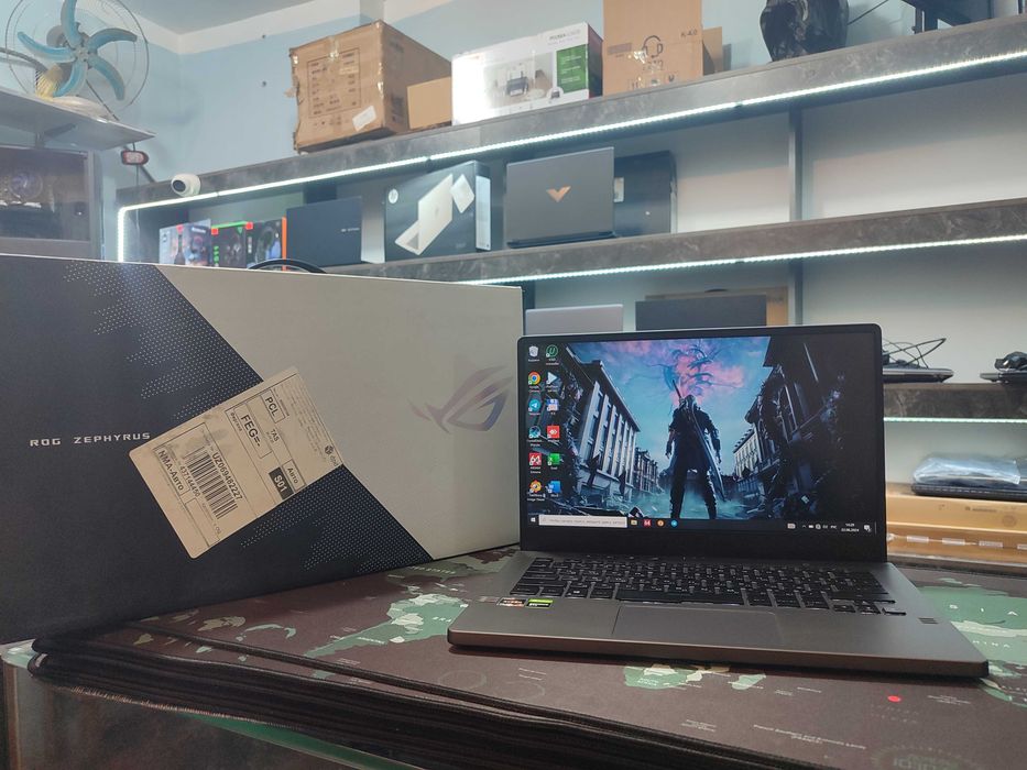 Мощный игравой ноутбук Asus Rog Zephyrus AMD Ryzen 7-4800HS GTX1650
