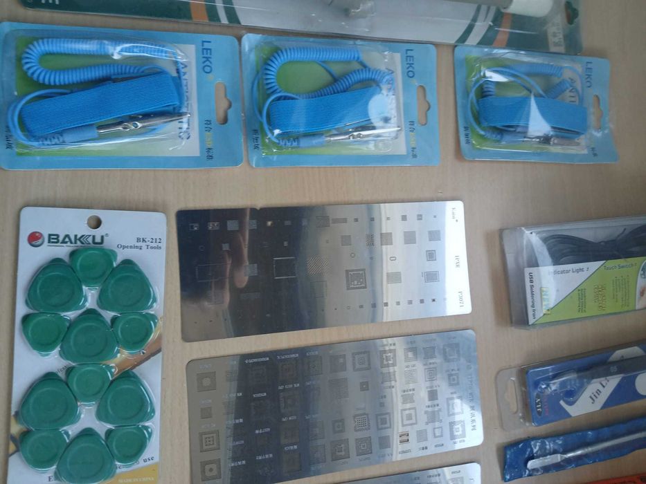 Set complet de unelte și consumabile pentru reparații electronice