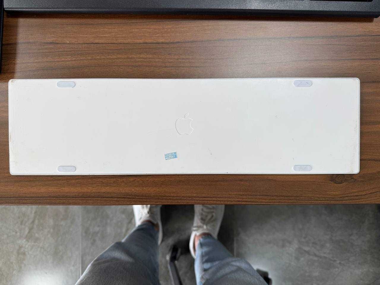 Б/у Apple Keyboard 2022 года.