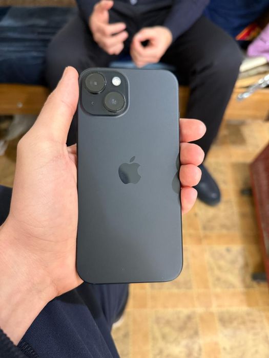 Айфон 15 сатылады