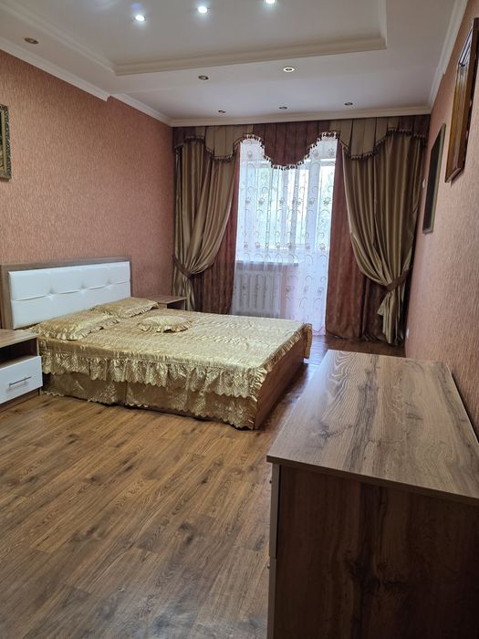 Сдам 3 -х комнатную квартиру долгосрочно.