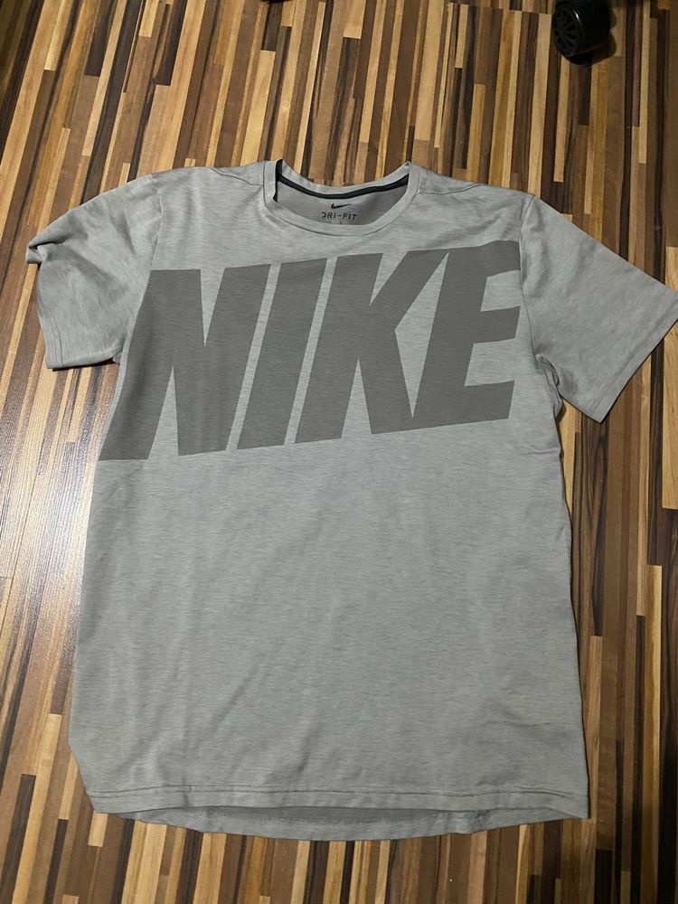 Nike dry fit тениска