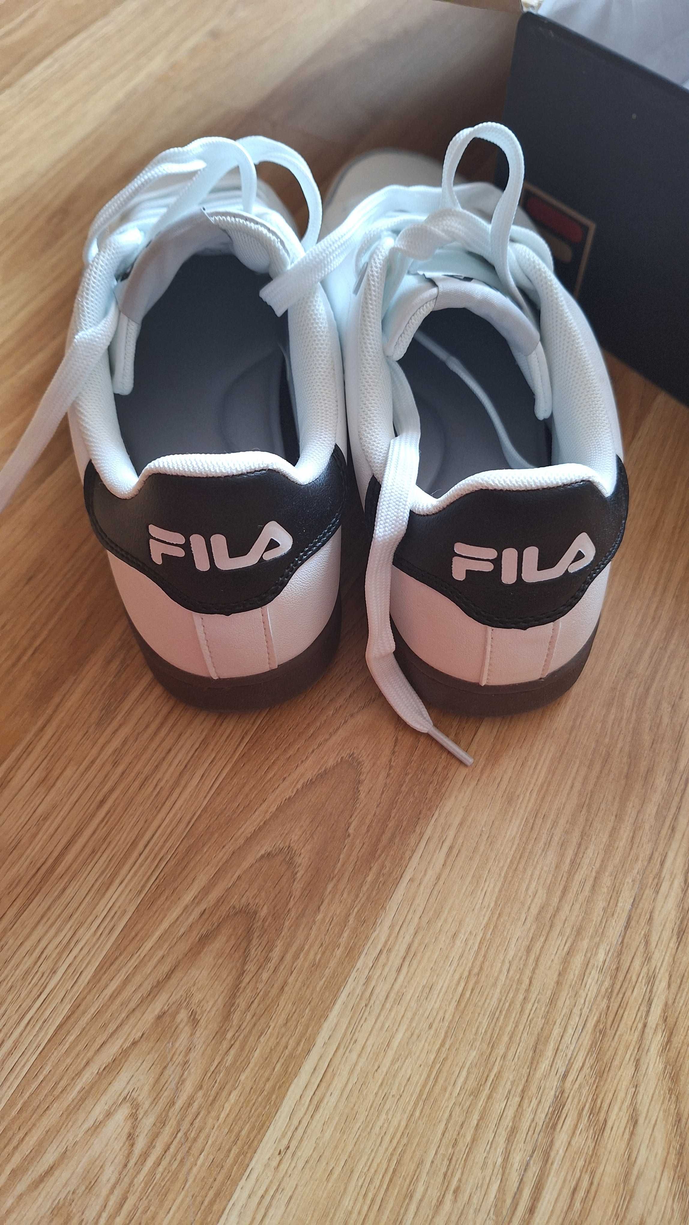 Маратонки Fila, 38 номер