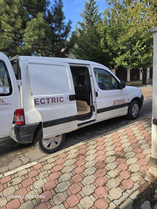 Vând dubiță Peugeot Partner diesel