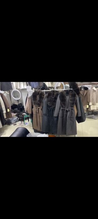 Продам куртку женская