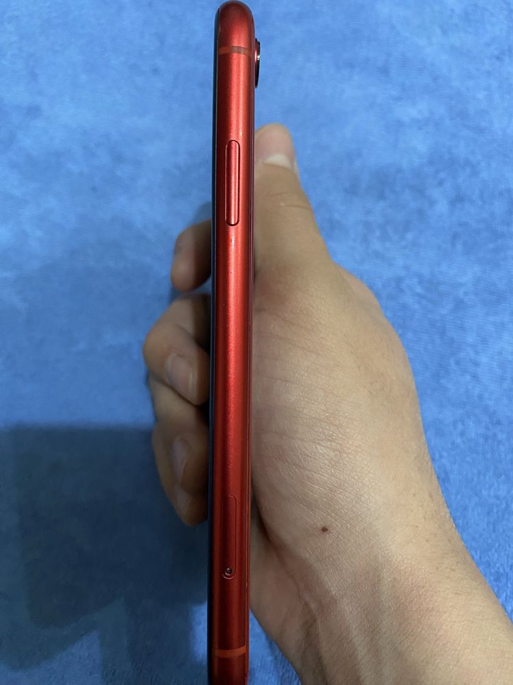 iPhone Xr в отличном состоянии