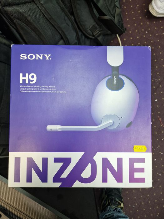 Amanet Vitan 107 / casti Sony