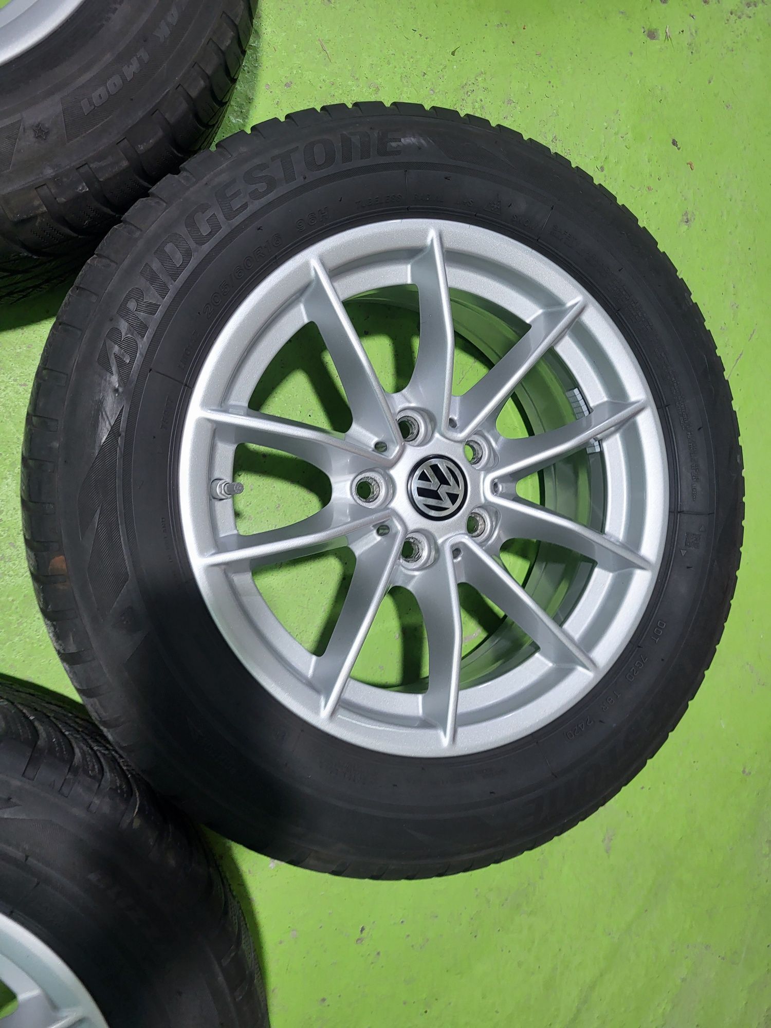 16 5x112 Vw Passat Tiguan лети джанти 5х112 тигуан пасат ауди