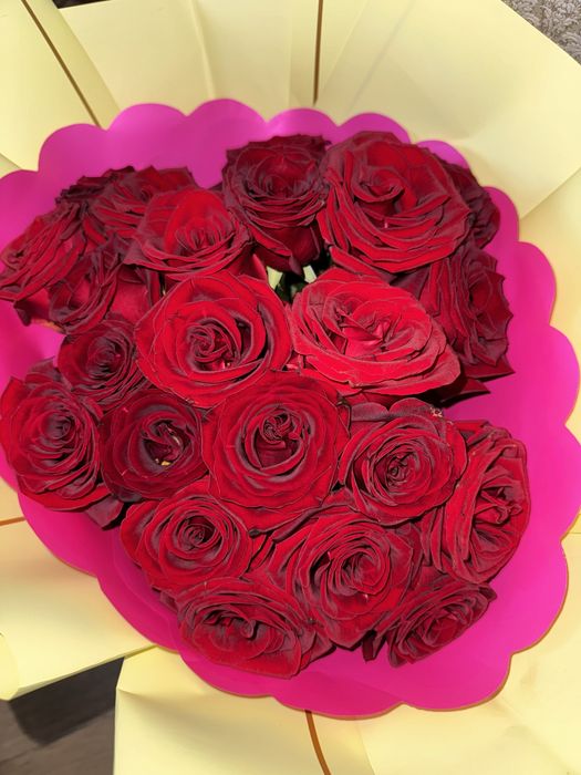 Цветы 25 роз свежие