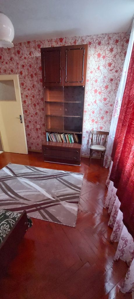 Дава се под наем Тристаен апартамент в Разлог - 75 кв.м за 350 € - Снимка #3
