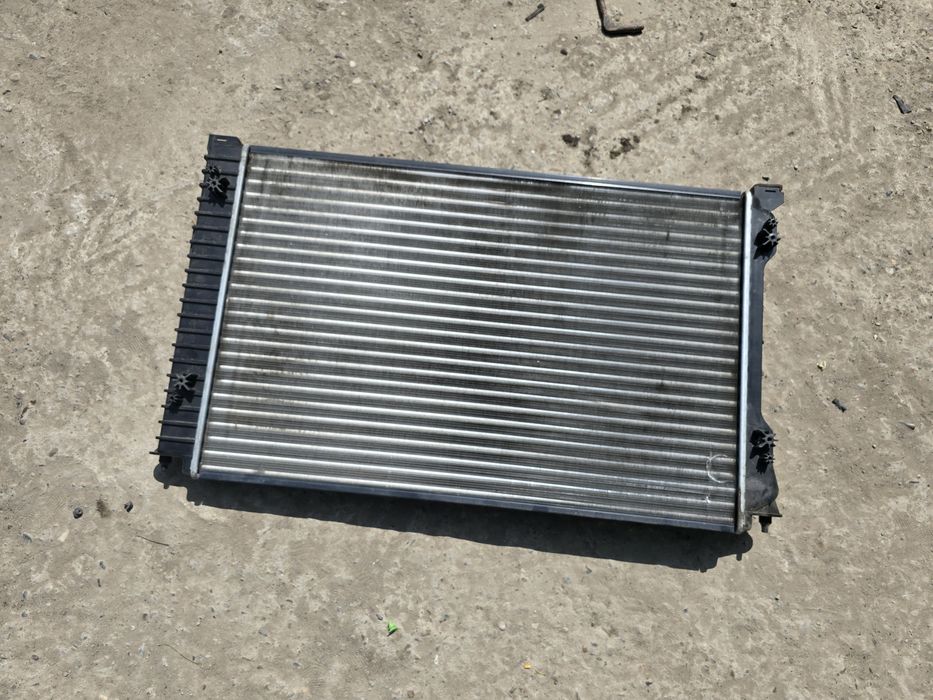 Radiator apa Audi A6 C6  2.7 BPP 3.0 ASB,BMK cutie automata/Manuala