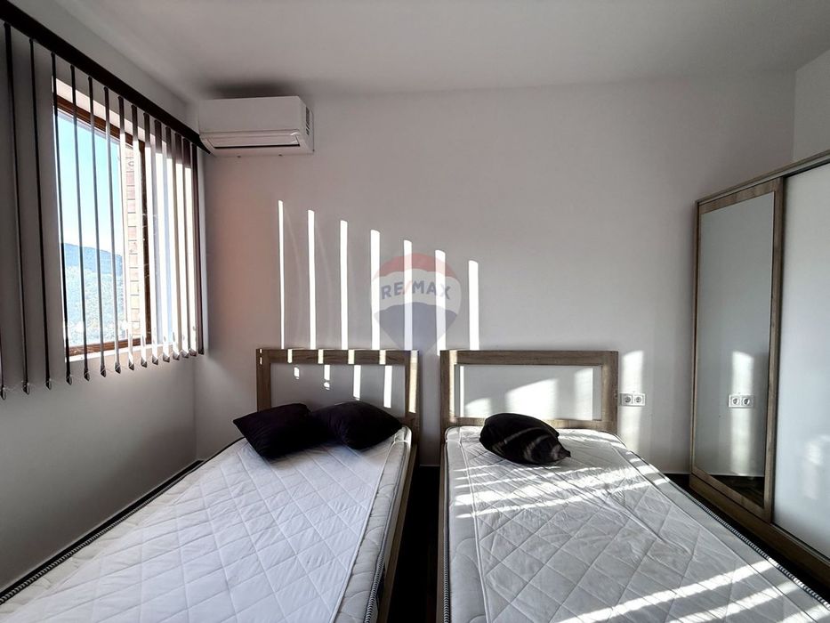 Продава се Тристаен апартамент в Балчик - 83 кв.м за 1687 €/кв.м - Снимка #12