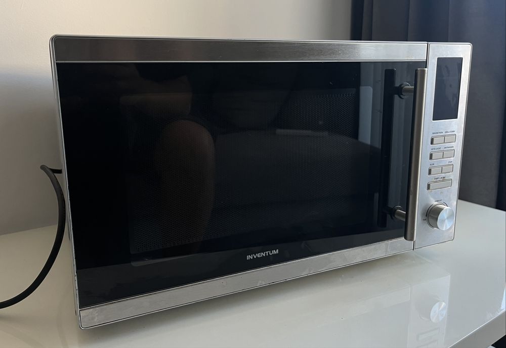 Микровълнова Inventum 25Л