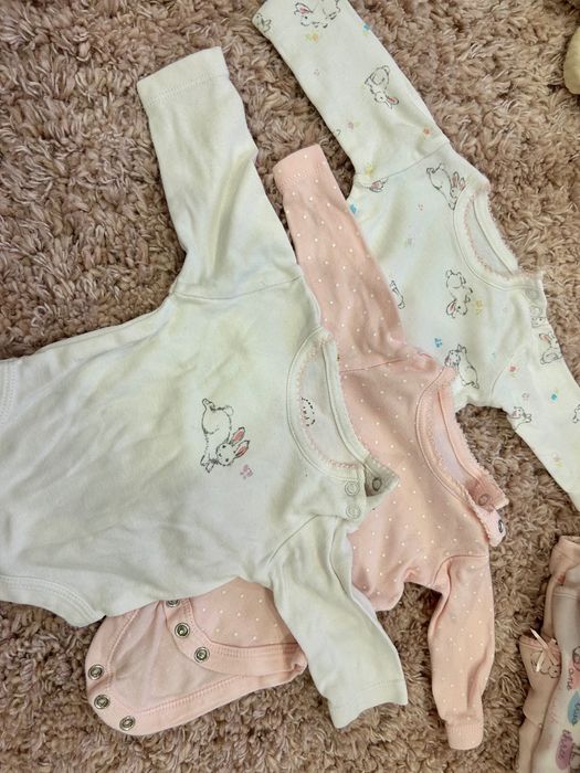 Бебешки дрехи next, hm