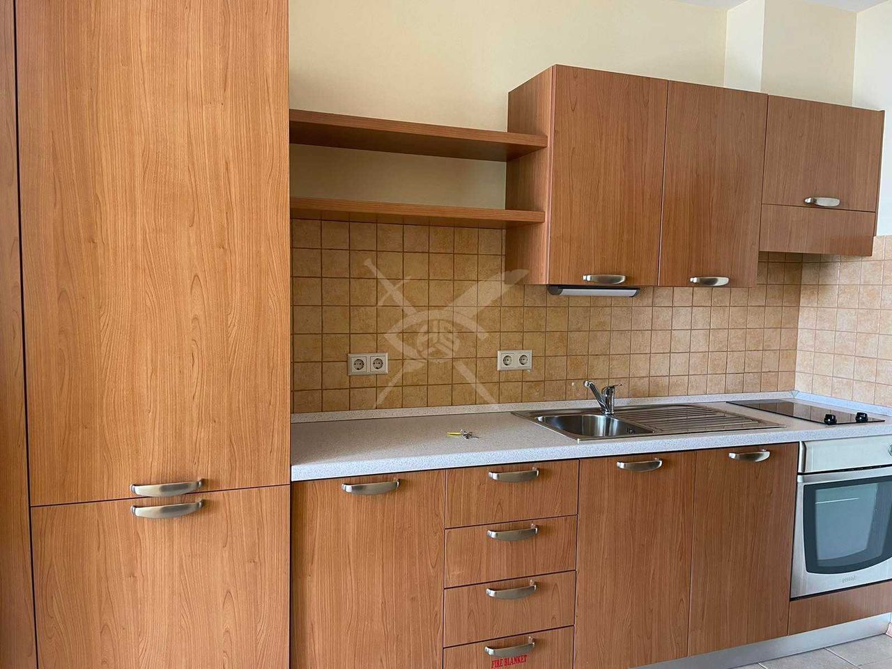 Продава се Двустаен апартамент в Поморие - 97 кв.м за 702 €/кв.м - Снимка #3
