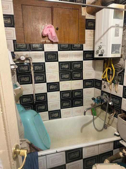 Продажа Дубовая 2/3/4, балкон 2*6, средний ремонт, 53 м2