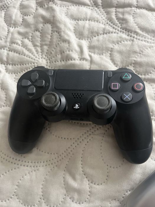 Playstation 4 slim 1TB