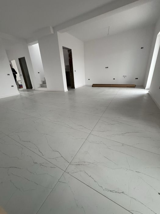 Casa tip duplex la cheie 120utili,5camere,2bai,asfalt+toate utilitatil