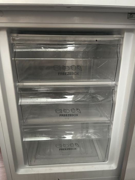 Frigider Gorenje – 269 L – În stare foarte bună – Preț negociabil