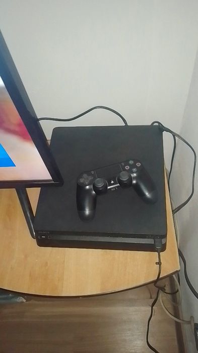 Ps 4 slim 500gb cu 2 controllere