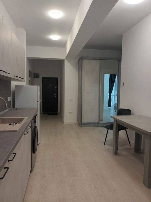 Inchiriez garsoniera pe Bulevard