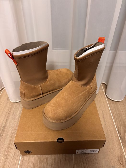 UGG classic dipper chestnut