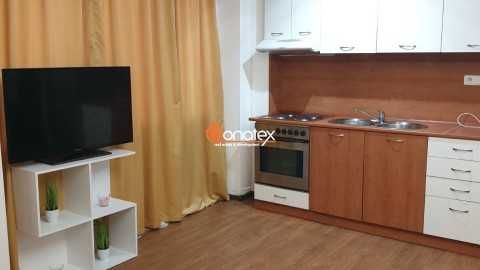 Отдава апартамент,напълно обзаведен с площ 83 кв.м,ет.3 в град Карлово