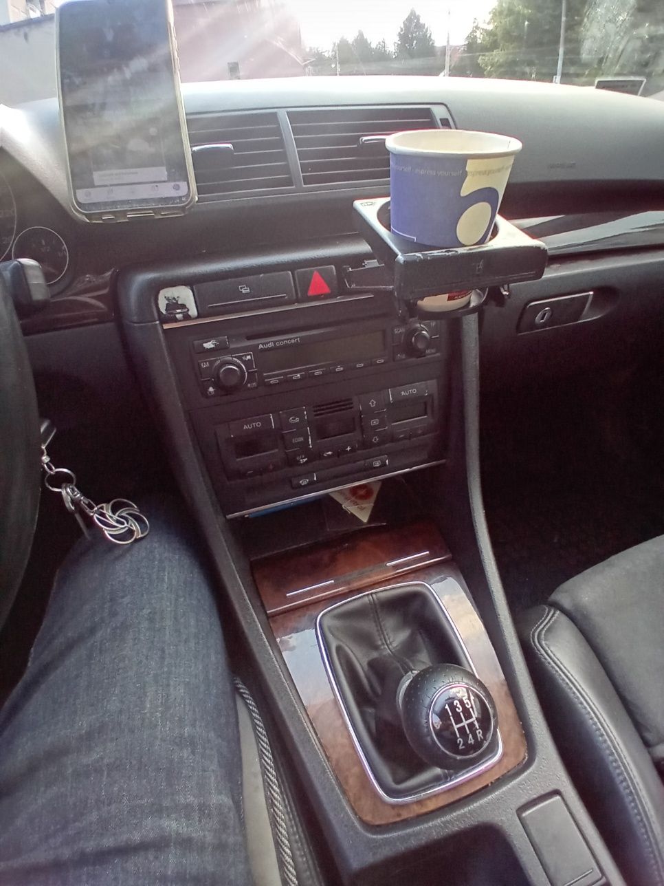 Vând Audi A4 B6 02.11.2002
