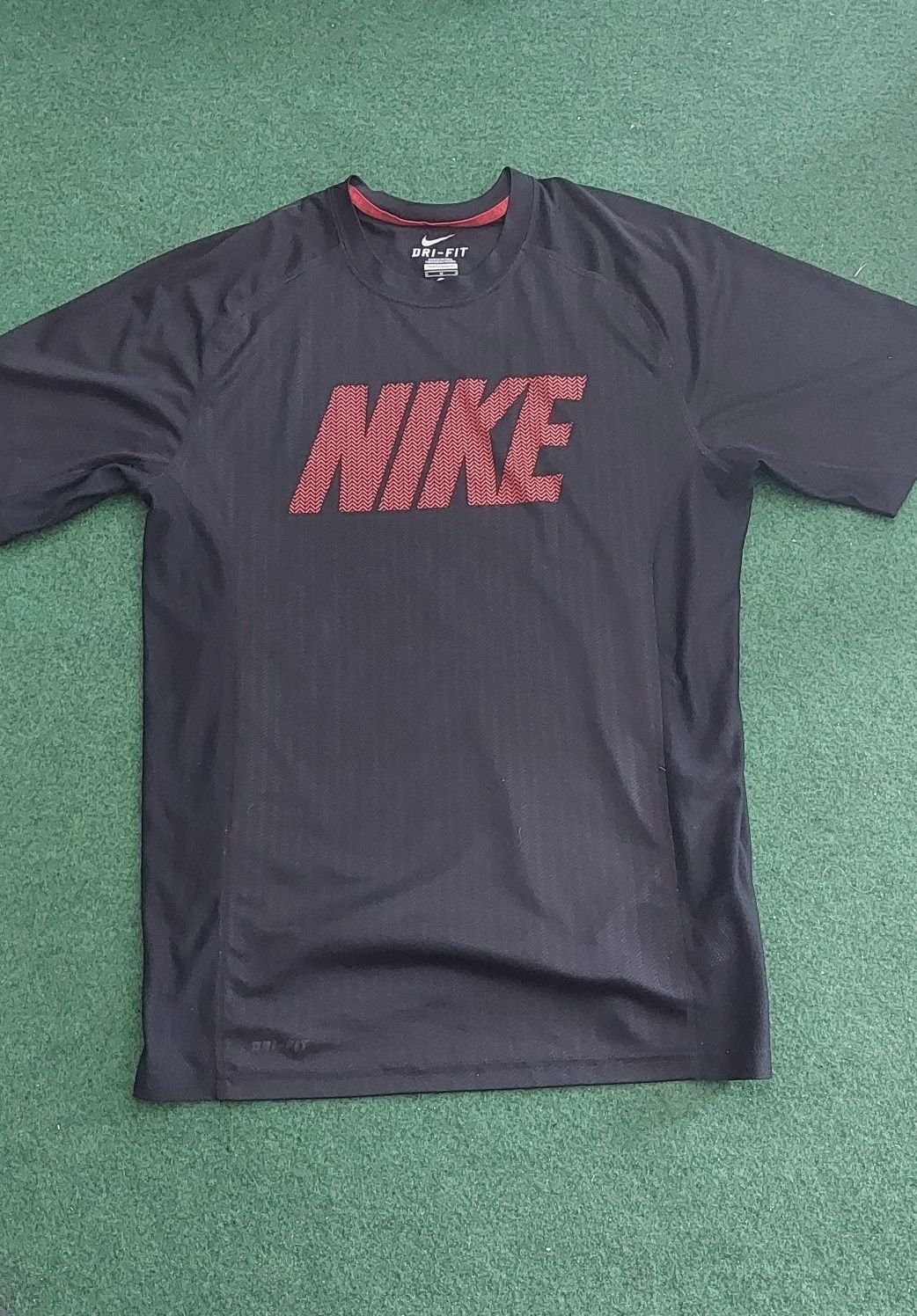 Тениски на Найк - Nike