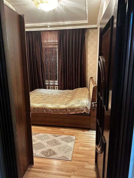 Продается 4х комнатная на Юнусабад 10