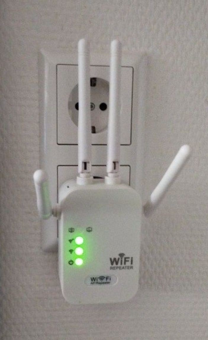 Router Wireless Amplificator Semnal Dual Extender Wifi Repeater 1200MB