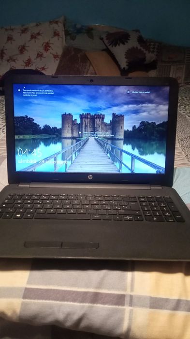Vând laptop HP hQ Tre 71004